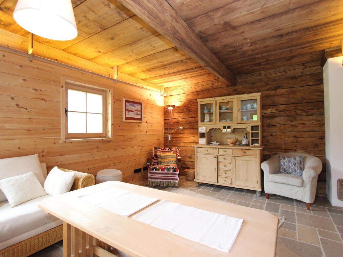Chalet On The Ski Slope In St Johann In Tyrol Apfeldorf Exterior foto