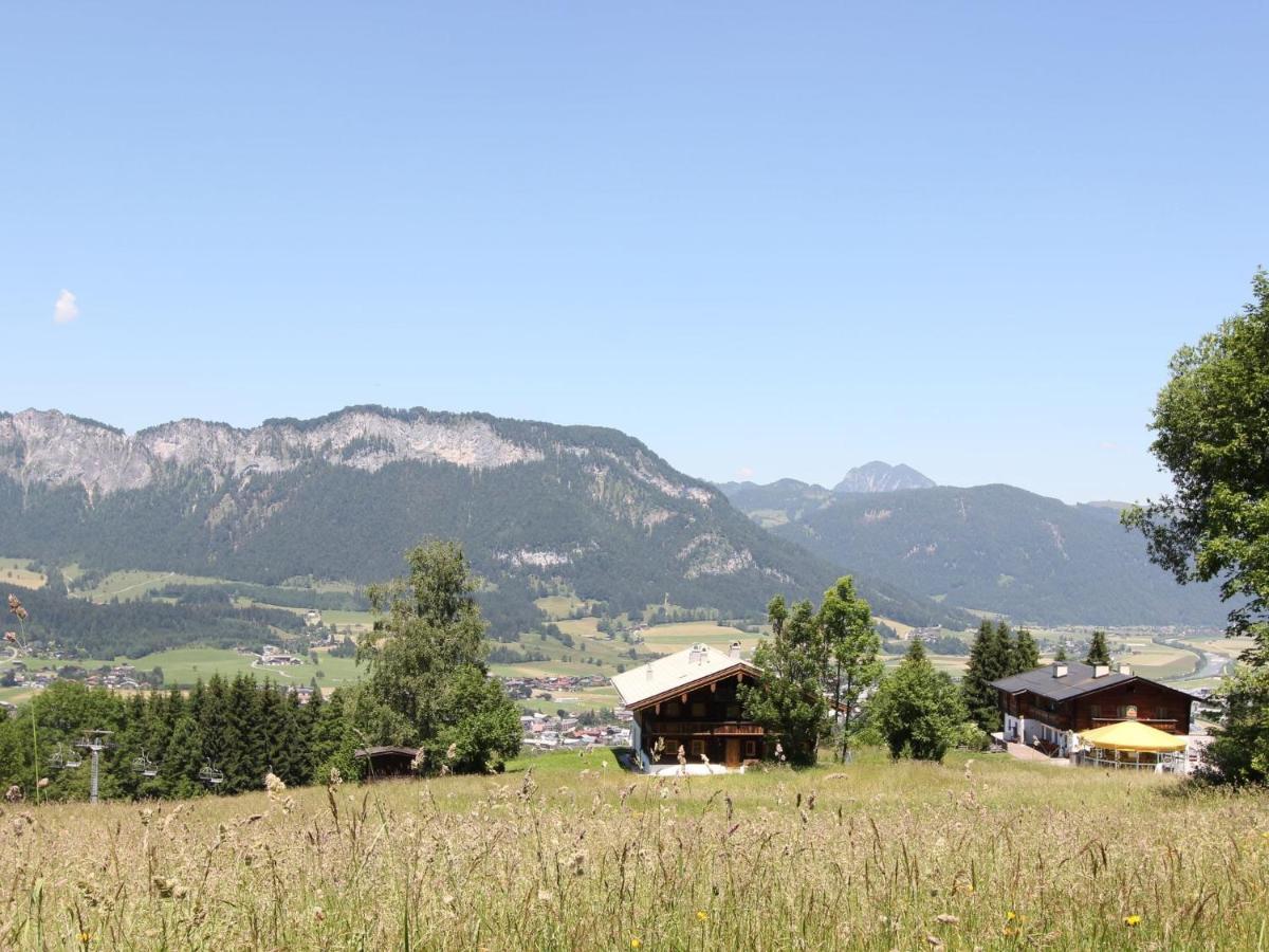 Chalet On The Ski Slope In St Johann In Tyrol Apfeldorf Exterior foto